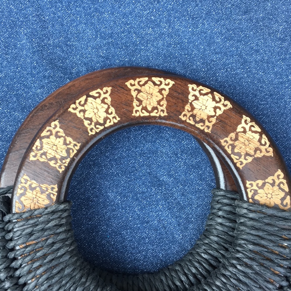 Coldwater Creek Straw Purse - Picture 4 of 6